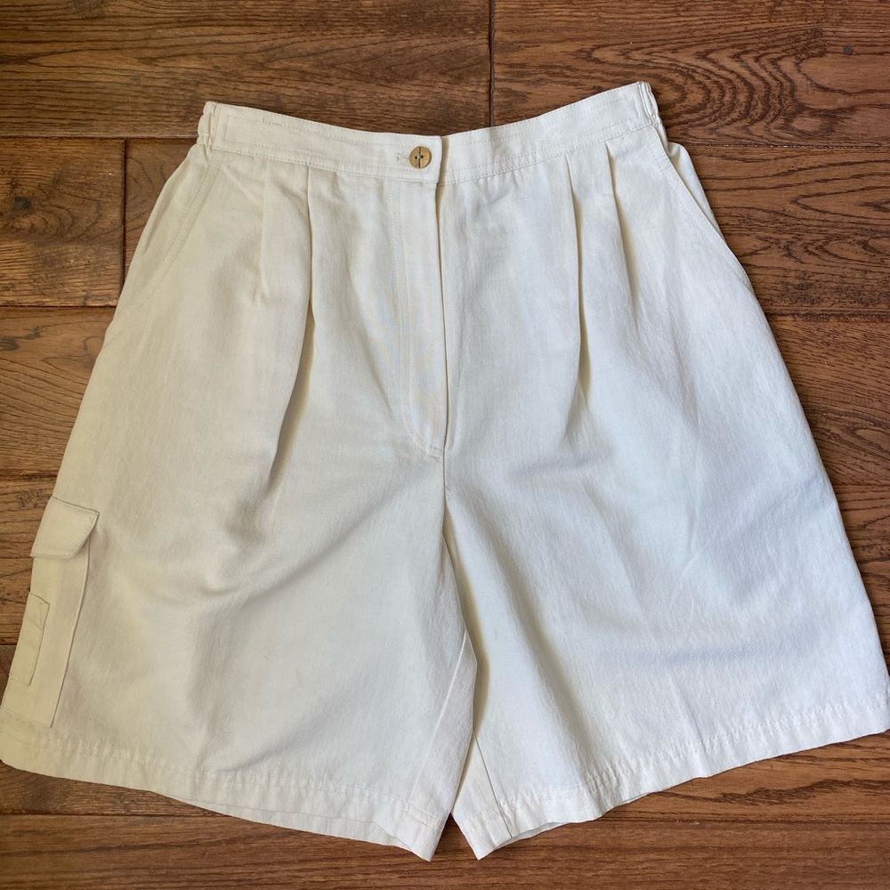 Vintage 80s/90s High Waisted Linen Mom Shorts